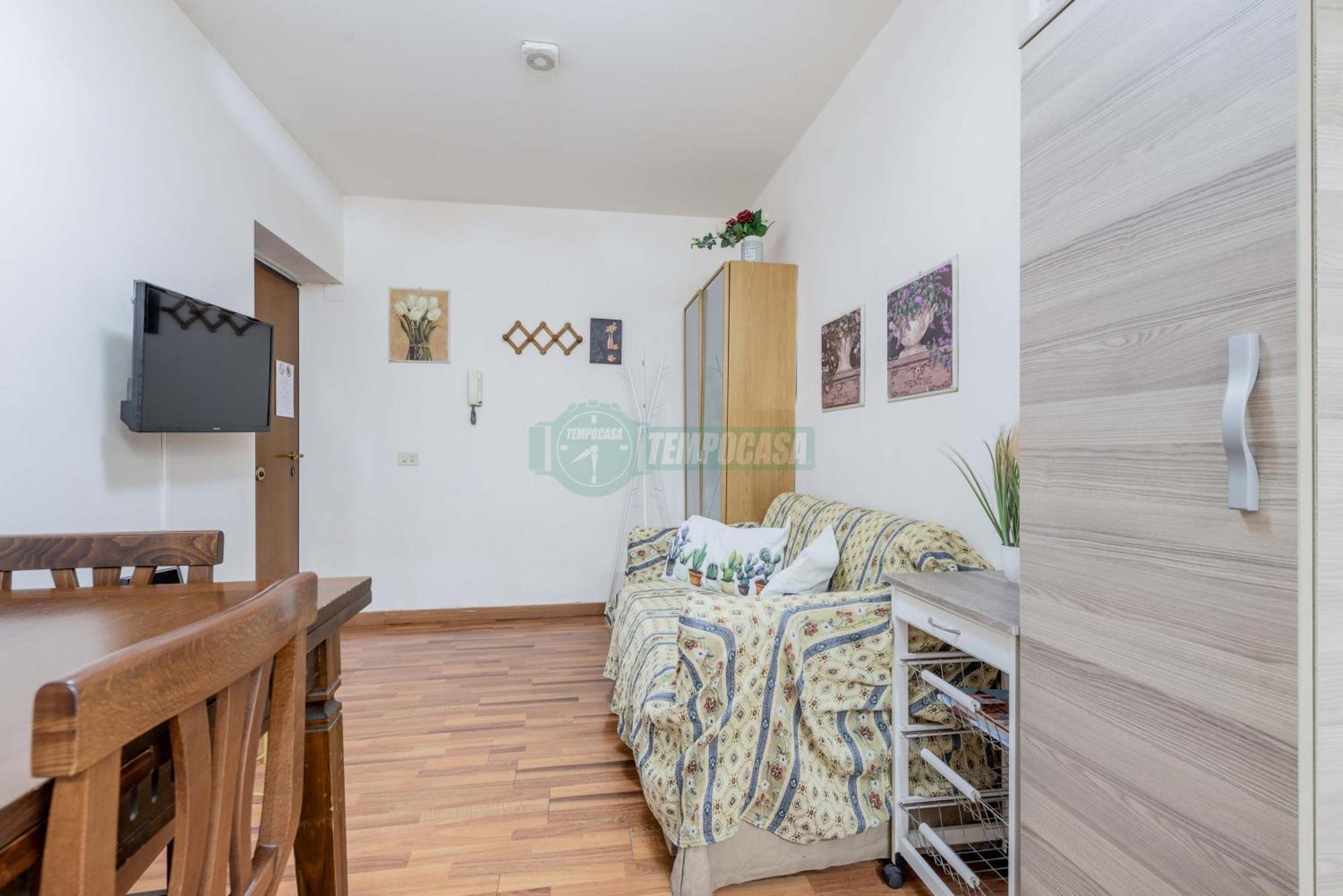 Daniela, Pied-A-Terre Al Vaticano — Photos 1